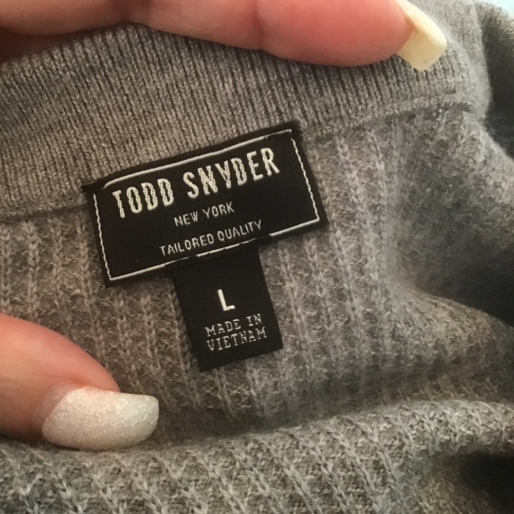 Todd Snyder Gray 100% Merino Wool Waffle Knit Crewneck Sweater Large L - Picture 6 of 7